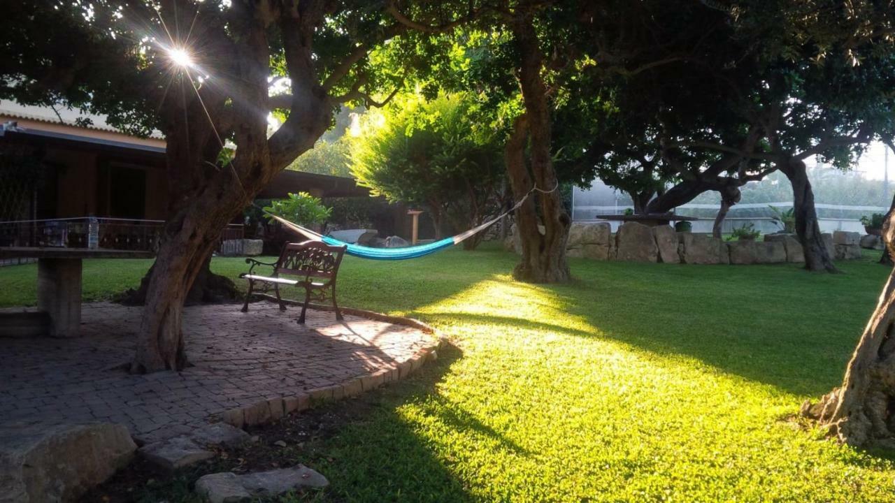 Villa Giulia - Sicilian Luxury Garden プンタ・セッカ エクステリア 写真