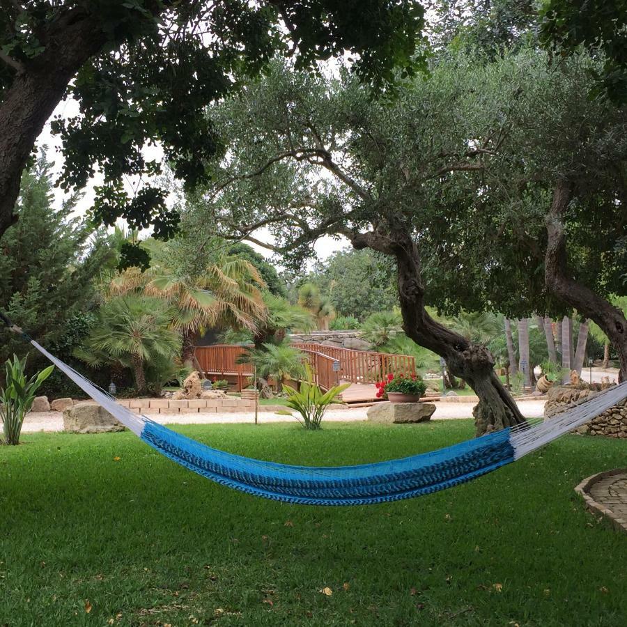 Villa Giulia - Sicilian Luxury Garden プンタ・セッカ エクステリア 写真