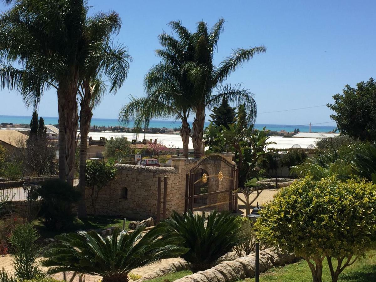 Villa Giulia - Sicilian Luxury Garden プンタ・セッカ エクステリア 写真