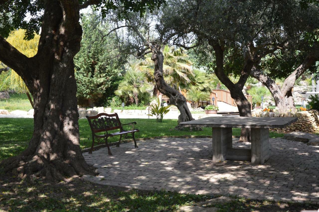 Villa Giulia - Sicilian Luxury Garden プンタ・セッカ エクステリア 写真